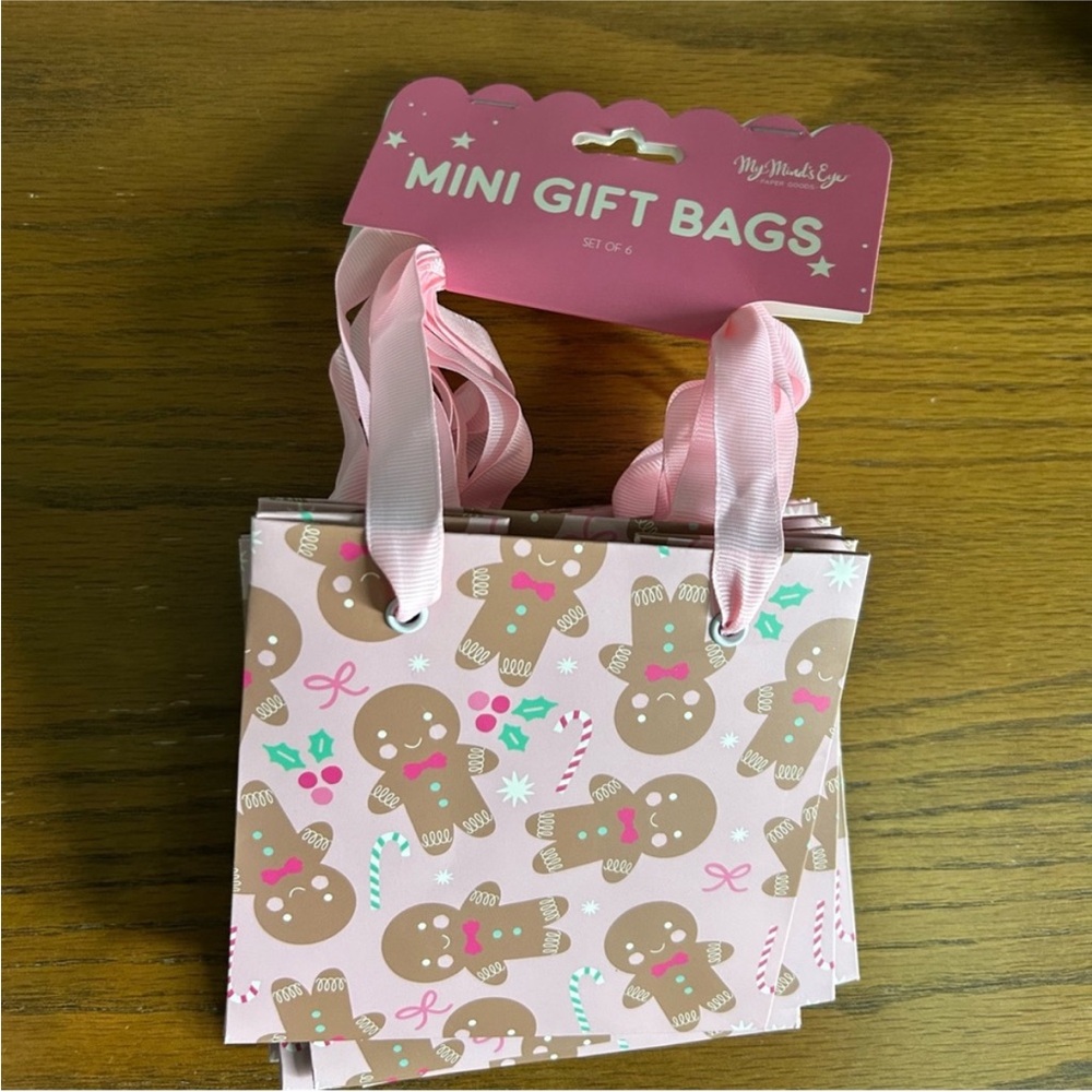 My Mind’s Eye Paper Goods Christmas Gingerbread Mini Gift Bags - Set of 6 NEW!